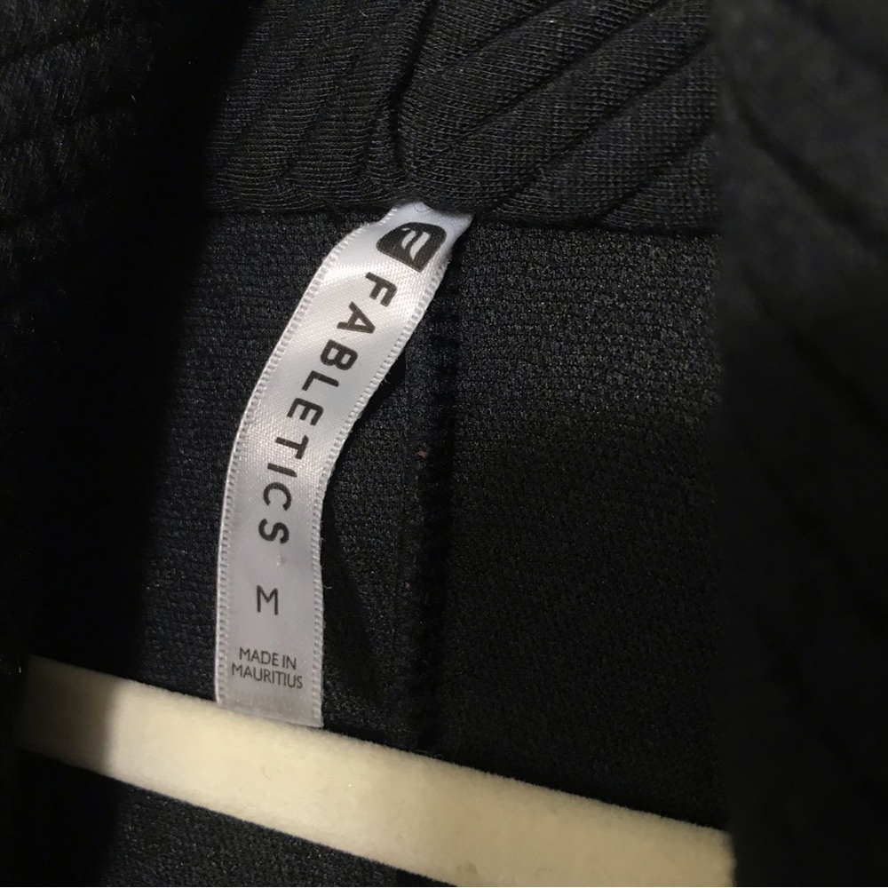 Fabletics Size Medium Vanessa Quilted Cardigan Black - Picture 4 of 7